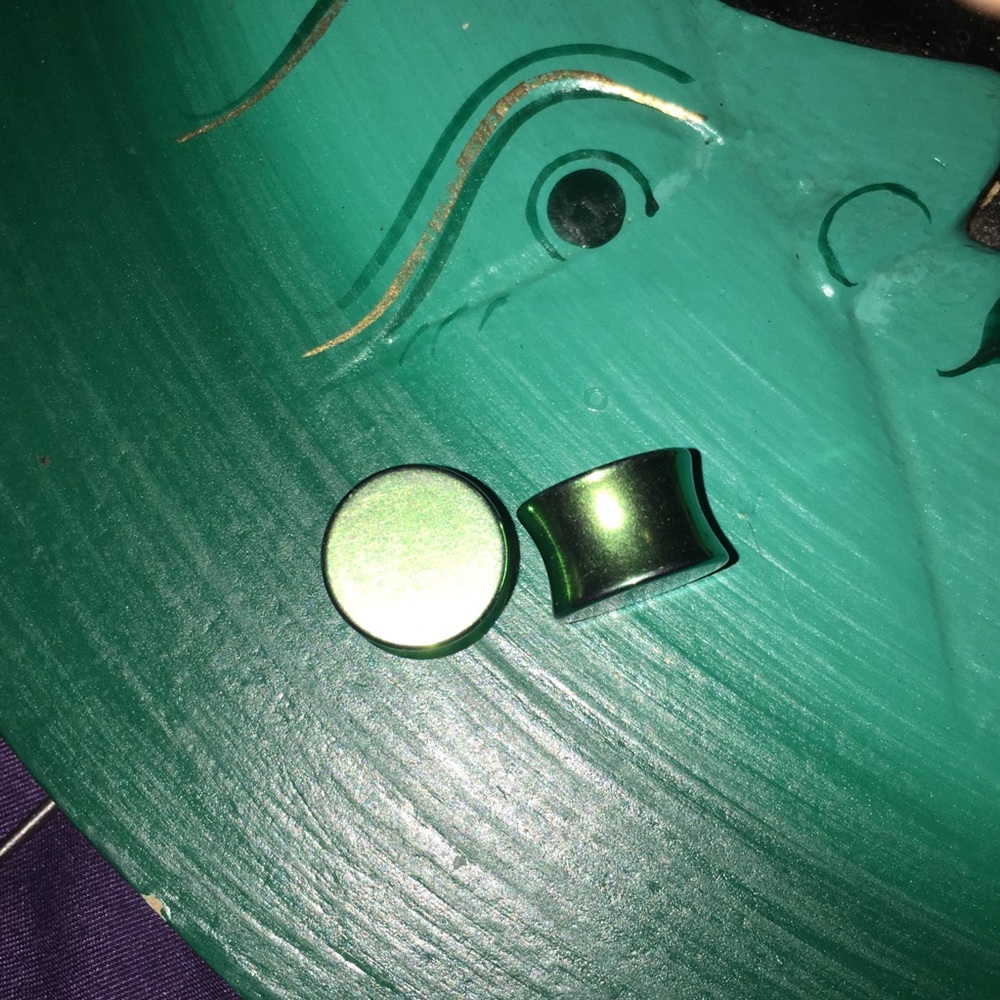 00 -body mod- Metallic Mint Green Plugs